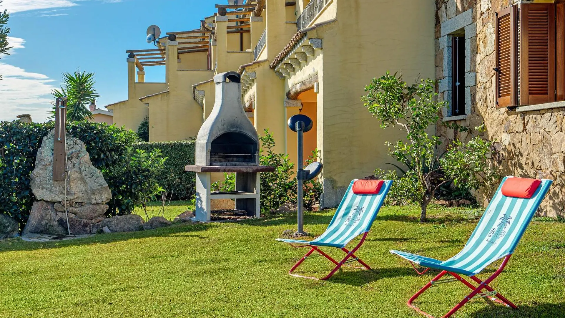 Villa Eleonora-Iun-P6104 سان تيودورو